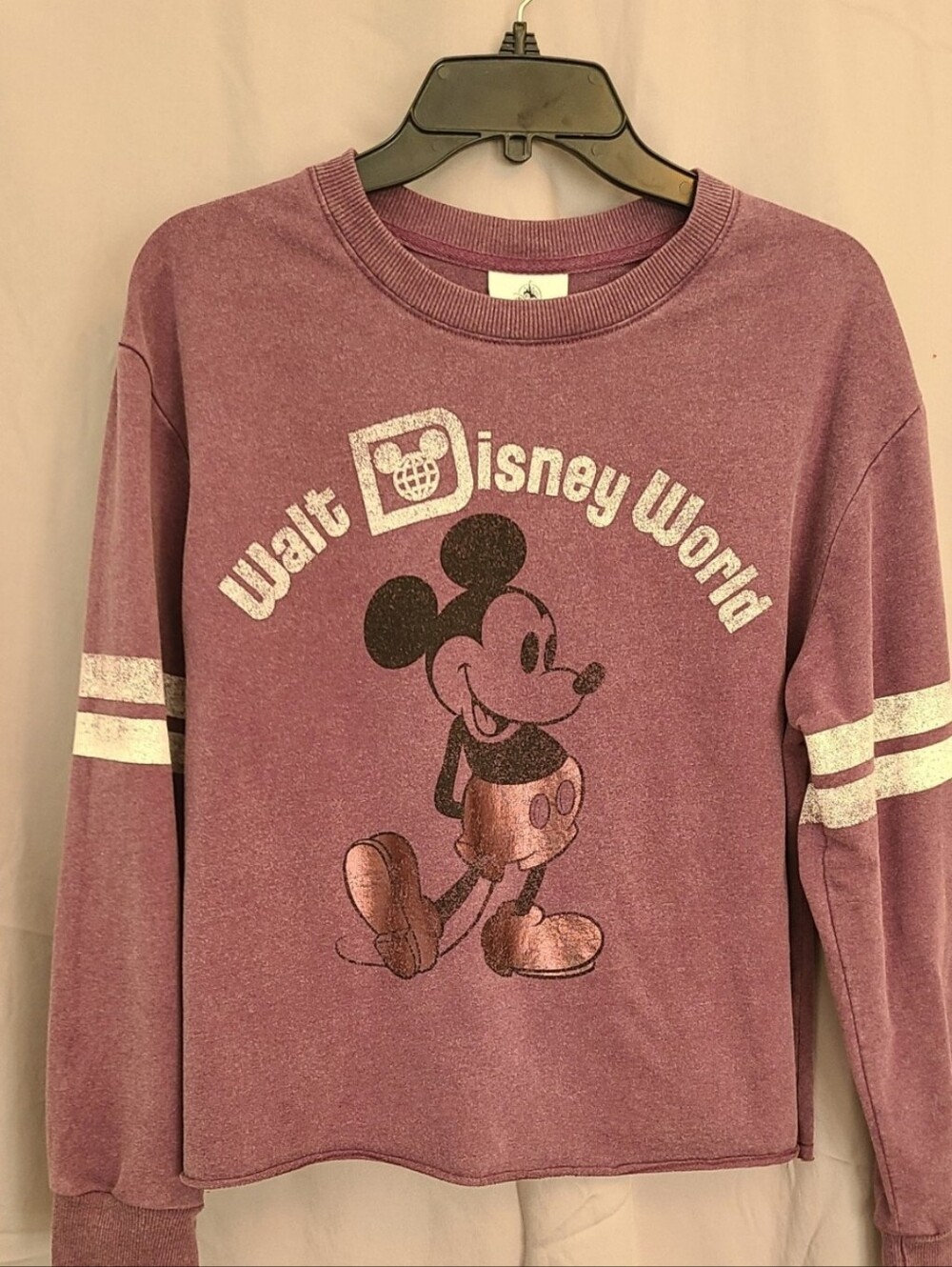 EUC Authentic Disney Parks long sleeve Mickey Mouse cropped shirt size L